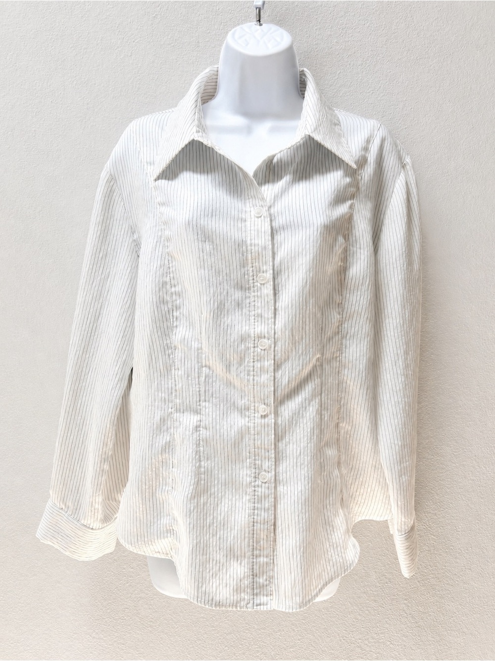 Veronika Maine White Pinstripe Button Front Blouse Size 12 Career Shirt
